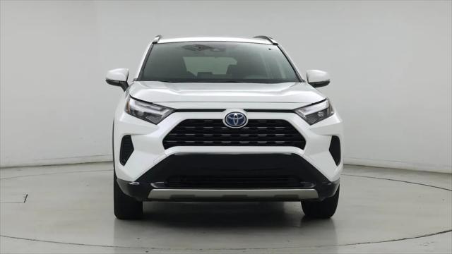 2024 Toyota RAV4 Hybrid SE