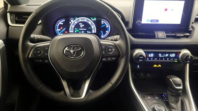 2024 Toyota RAV4 Hybrid SE