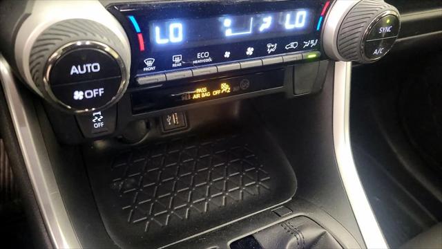2024 Toyota RAV4 Hybrid SE