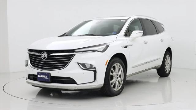 2023 Buick Enclave Essence AWD