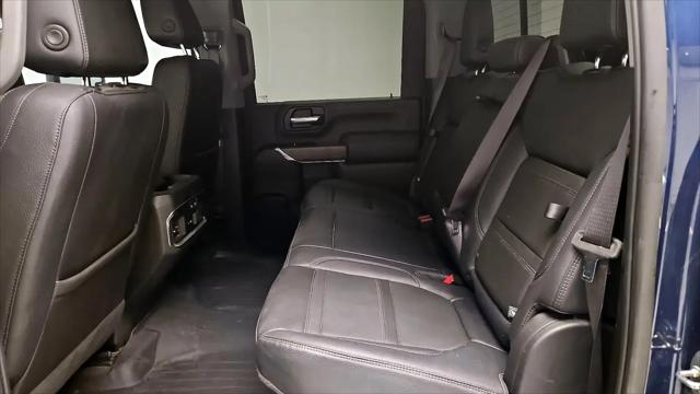 2023 GMC Sierra 2500HD 4WD Crew Cab Standard Bed Denali