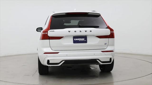 2023 Volvo XC60 B5 Ultimate Dark Theme