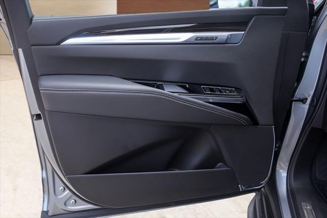 2025 Cadillac Escalade Premium Luxury