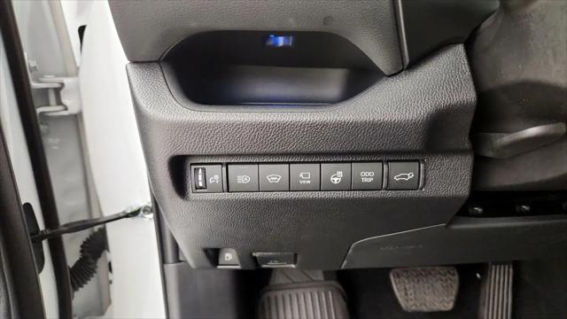 2025 Toyota RAV4 Hybrid XSE