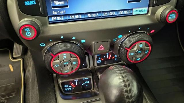 2015 Chevrolet Camaro 2LT