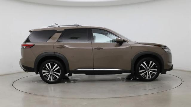 2023 Nissan Pathfinder Platinum 4WD