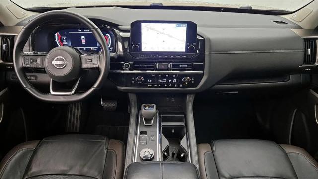 2023 Nissan Pathfinder Platinum 4WD