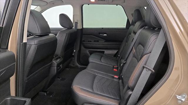 2023 Nissan Pathfinder Platinum 4WD