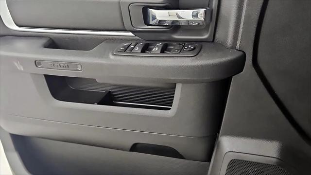 2022 Ram 1500 Classic Warlock Quad Cab 4x4 6'4" Box