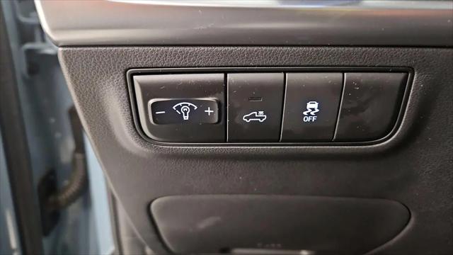 2025 Hyundai Santa Cruz SEL Activity