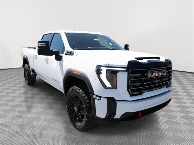 2025 GMC Sierra 2500HD 4WD Crew Cab Standard Bed AT4
