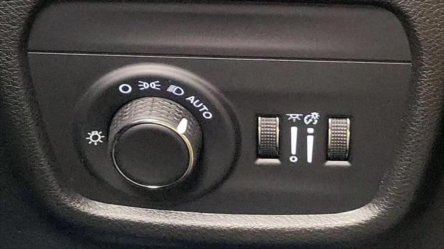 2024 Jeep Grand Cherokee Laredo X 4x2