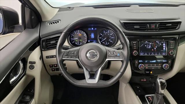 2022 Nissan Rogue Sport SL FWD Xtronic CVT