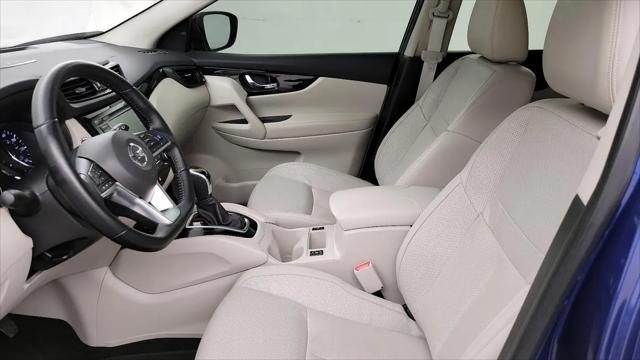 2022 Nissan Rogue Sport SL FWD Xtronic CVT