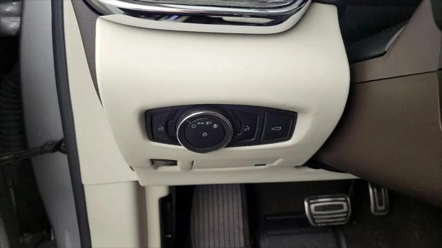 2020 Lincoln Continental Black Label