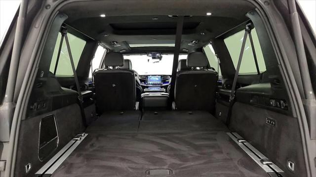 2024 Jeep Grand Wagoneer L Series II 4x4