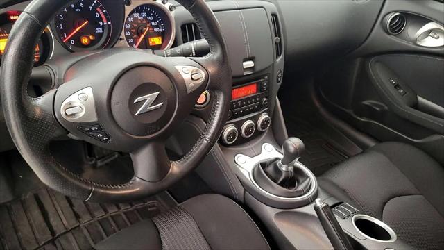 2016 Nissan 370Z Sport