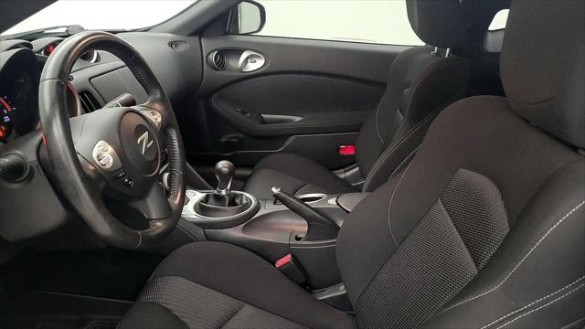2016 Nissan 370Z Sport
