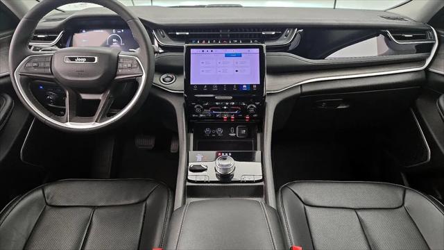 2023 Jeep Grand Cherokee 30th Anniversary
