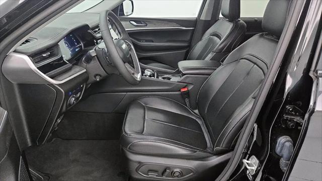 2023 Jeep Grand Cherokee 30th Anniversary