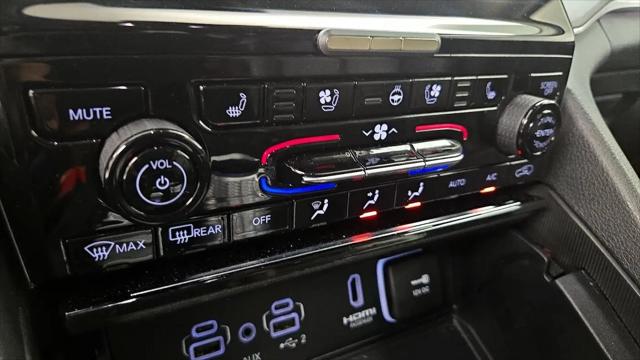 2023 Jeep Grand Cherokee 30th Anniversary