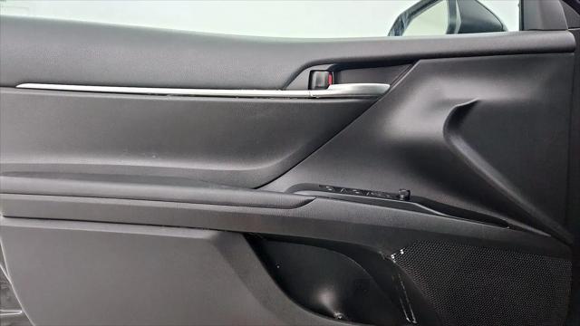 2020 Toyota Camry SE Nightshade Edition
