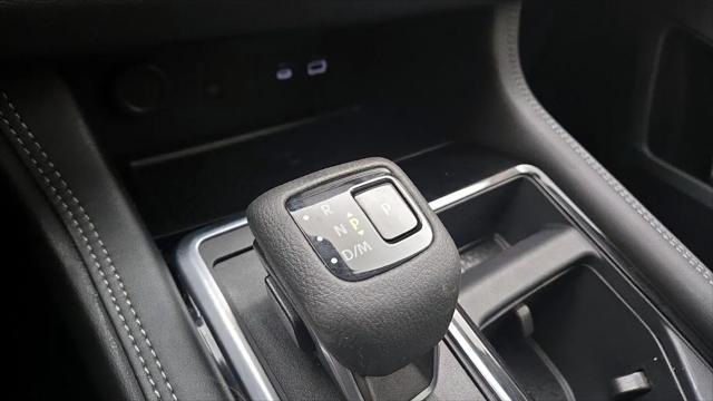 2025 Nissan Pathfinder Platinum FWD