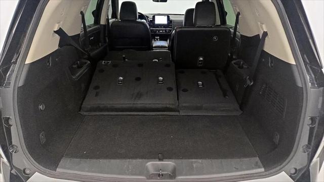 2025 Nissan Pathfinder Platinum FWD