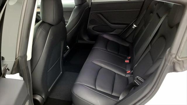 2022 Tesla Model 3 Rear-Wheel Drive
