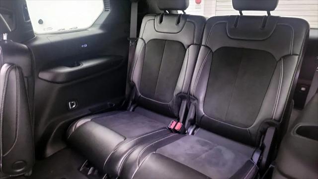 2023 Jeep Grand Cherokee L Altitude 4x2
