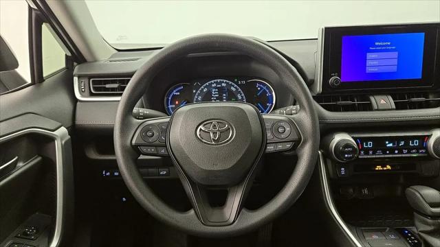 2025 Toyota RAV4 Hybrid XLE