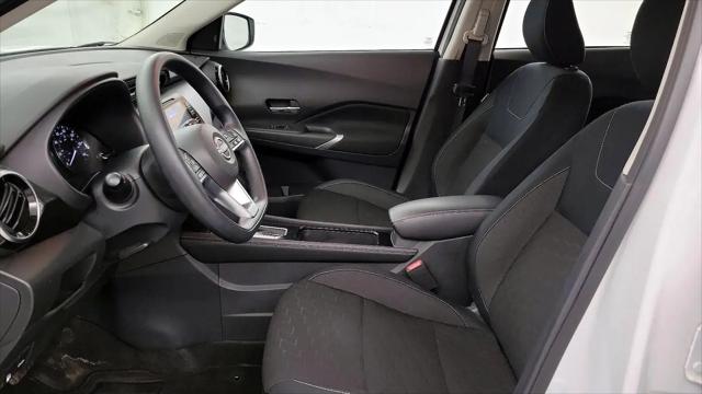2024 Nissan Kicks SV Xtronic CVT