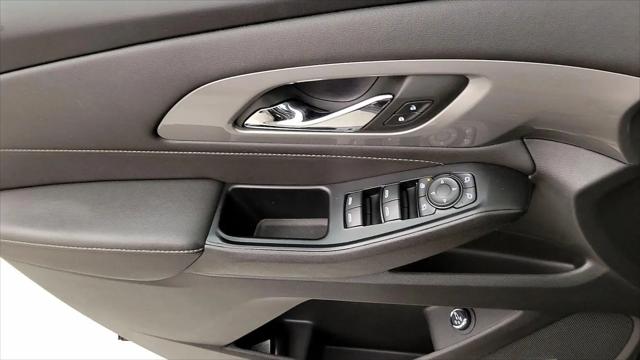 2023 Chevrolet Traverse AWD LT Leather