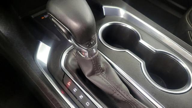2023 Chevrolet Traverse AWD LT Leather