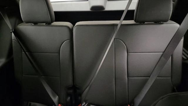 2023 Chevrolet Traverse AWD LT Leather