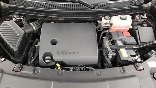 2023 Chevrolet Traverse AWD LT Leather
