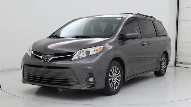 2019 Toyota Sienna XLE 8 Passenger