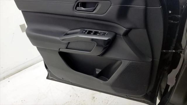 2023 Nissan Pathfinder SV 4WD