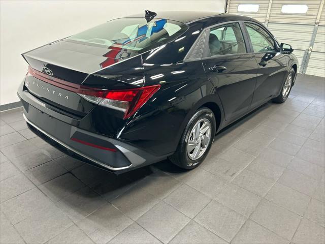 2025 Hyundai Elantra SE 2025 Hyundai Elantra SE
