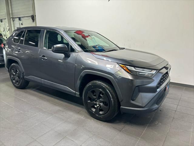 2024 Toyota RAV4 LE 2024 Toyota RAV4 LE