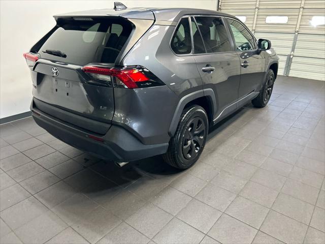 2024 Toyota RAV4 LE 2024 Toyota RAV4 LE