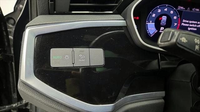2022 Audi Q3 Premium Plus 40 TFSI quattro Tiptronic