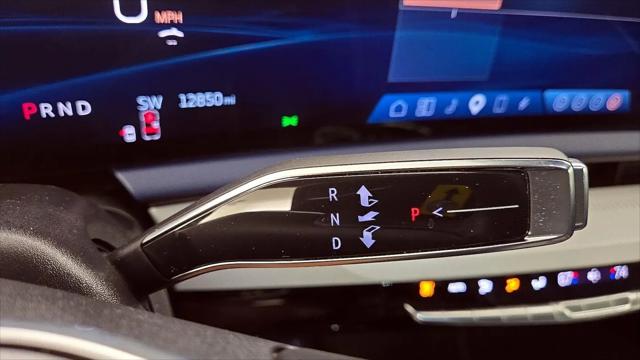 2025 Cadillac iQ Sport 2 AWD