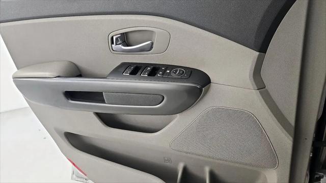 2015 Kia Sedona L