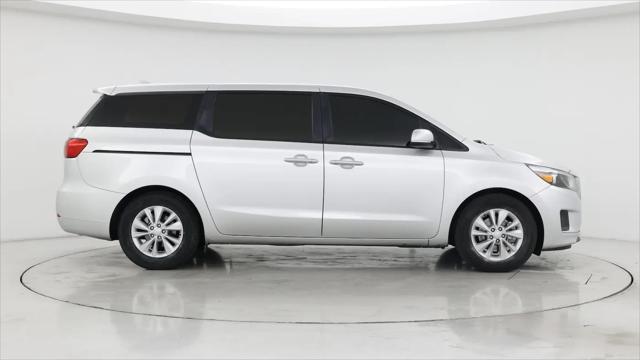 2015 Kia Sedona L