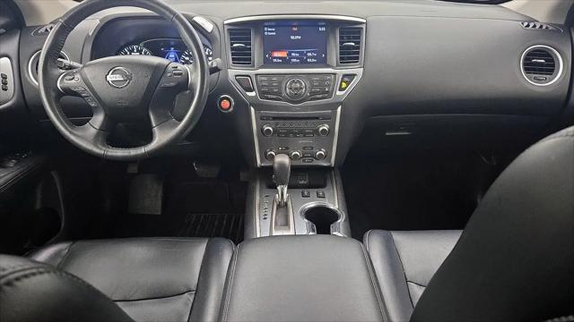 2018 Nissan Pathfinder SL