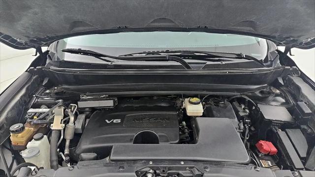 2018 Nissan Pathfinder SL