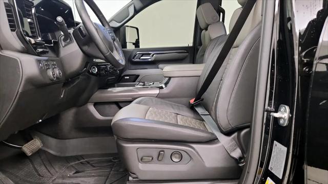 2026 Chevrolet Silverado 2500HD Crew Cab, Standard Bed, XR2, 4WD