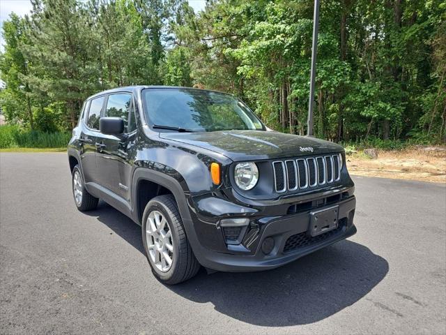 2023 Jeep Renegade Latitude 4x4 2023 Jeep Renegade Latitude 4x4