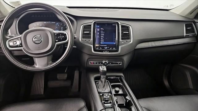 2020 Volvo XC90 T6 Momentum 6 Passenger